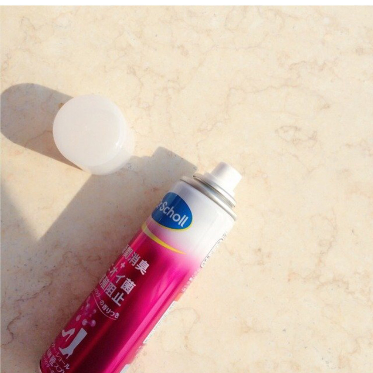 鞋子**喷雾 我个买了三种 我看上面有靴子专用的 还有短靴和