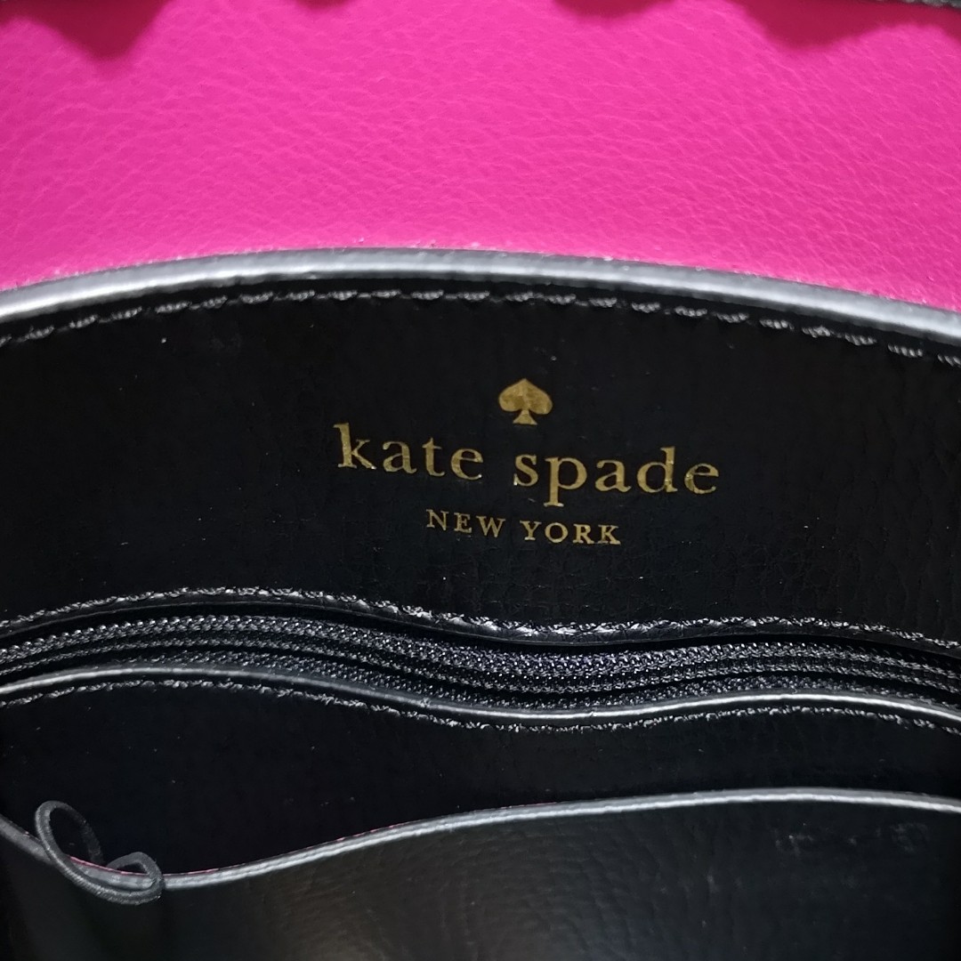 Kate Spade 包包  最近几年KS的包包真的是我的心