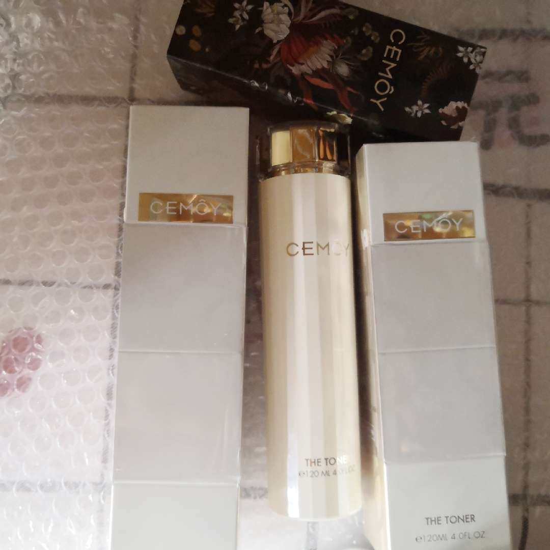 —cemoy白金流明水乳— 哦耶哦耶 这个东东是被朋友种草来