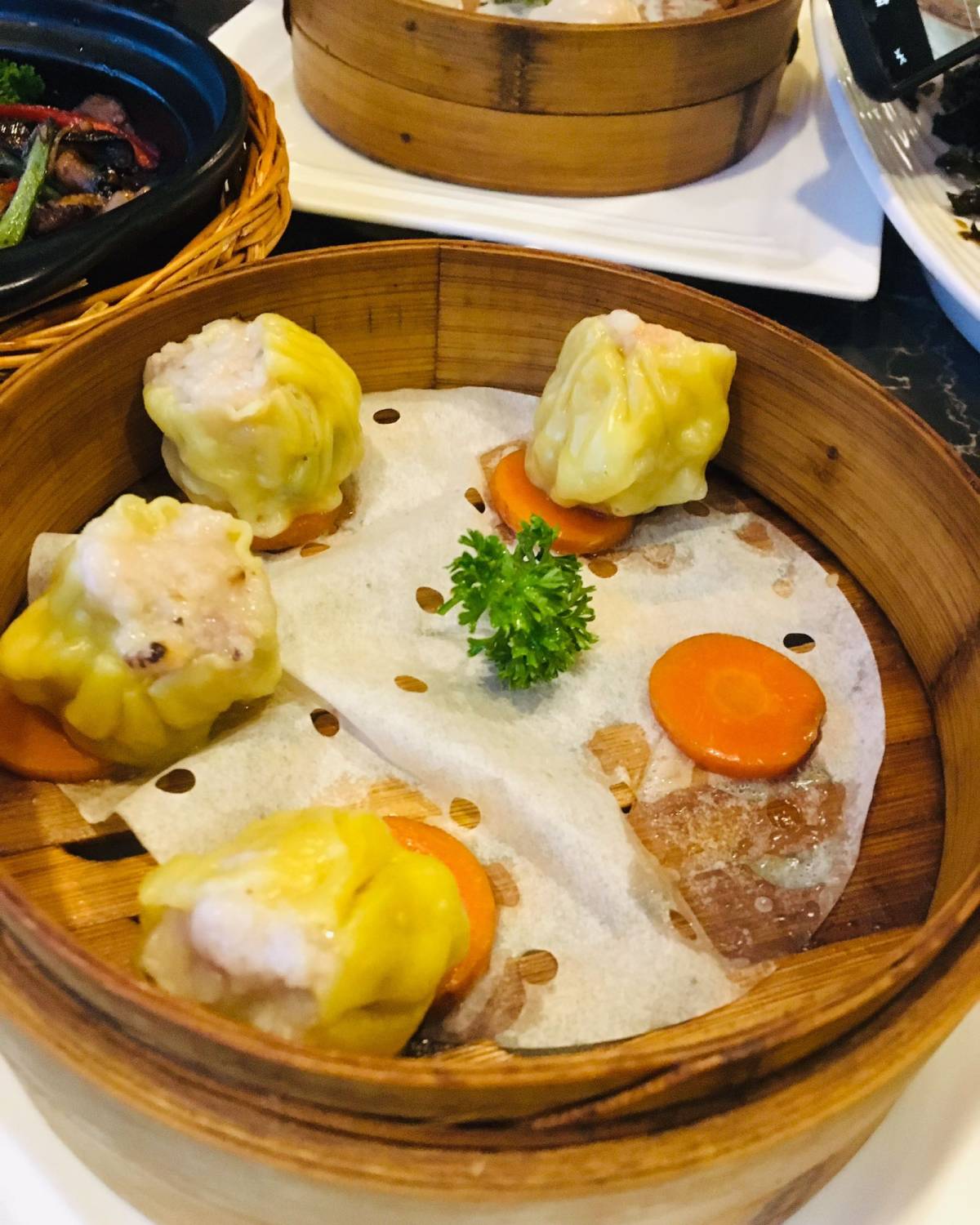 六一三件套， 旺仔牛奶，再看再看，我就把你吃掉 娃哈哈，陪伴