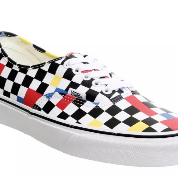 姑且叫做 Vans 蒙德里安格8⃣️ #想买买不着系列#