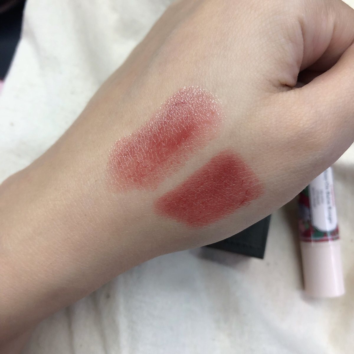 Burberry 的93号🍁枫叶色和 Canmake 砍妹