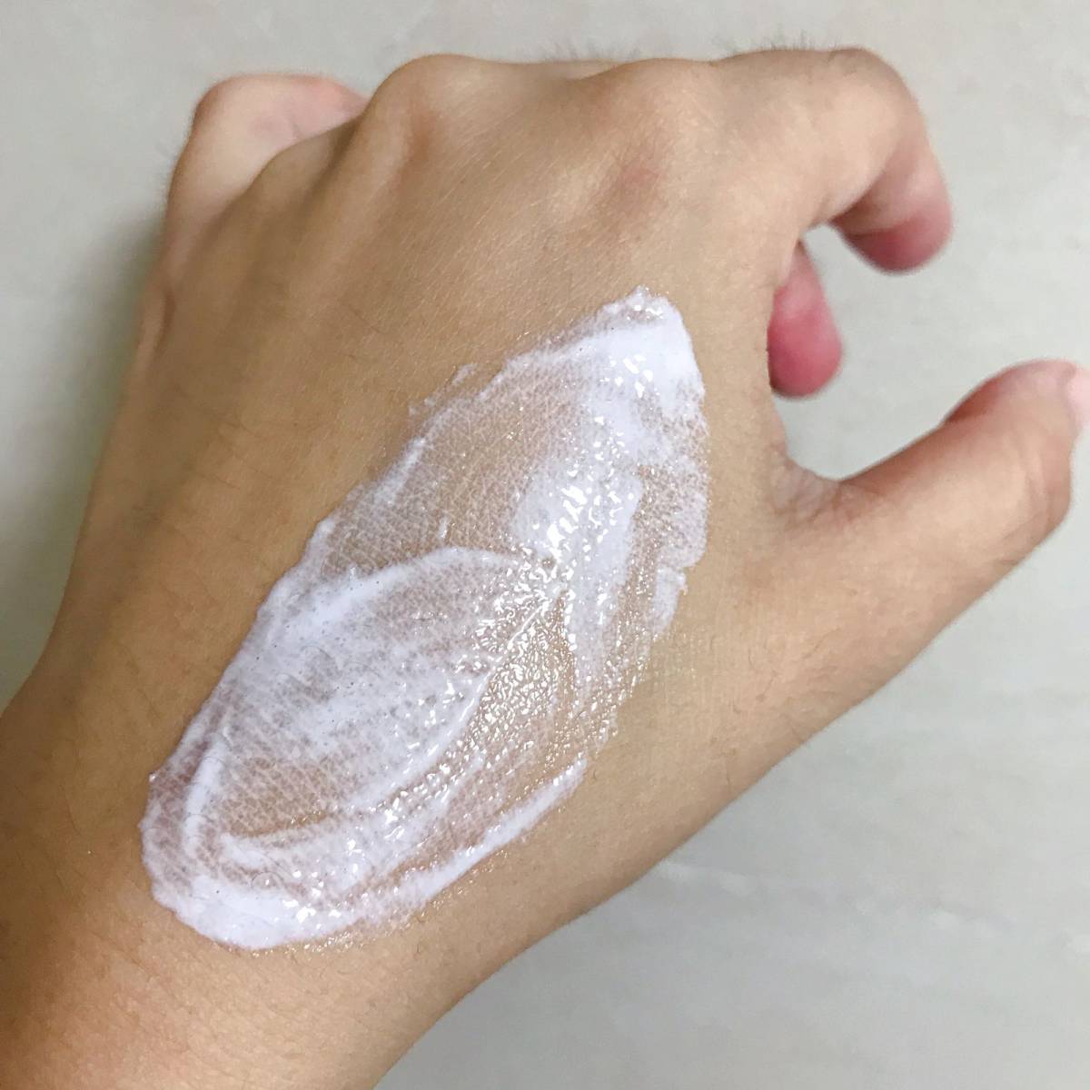 👍👍投资一款贵价的洗面奶是值得的。la prairie 