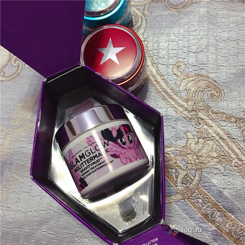 🎈Glamglow中文名叫格莱魅，她家的面膜五颜六色，被称