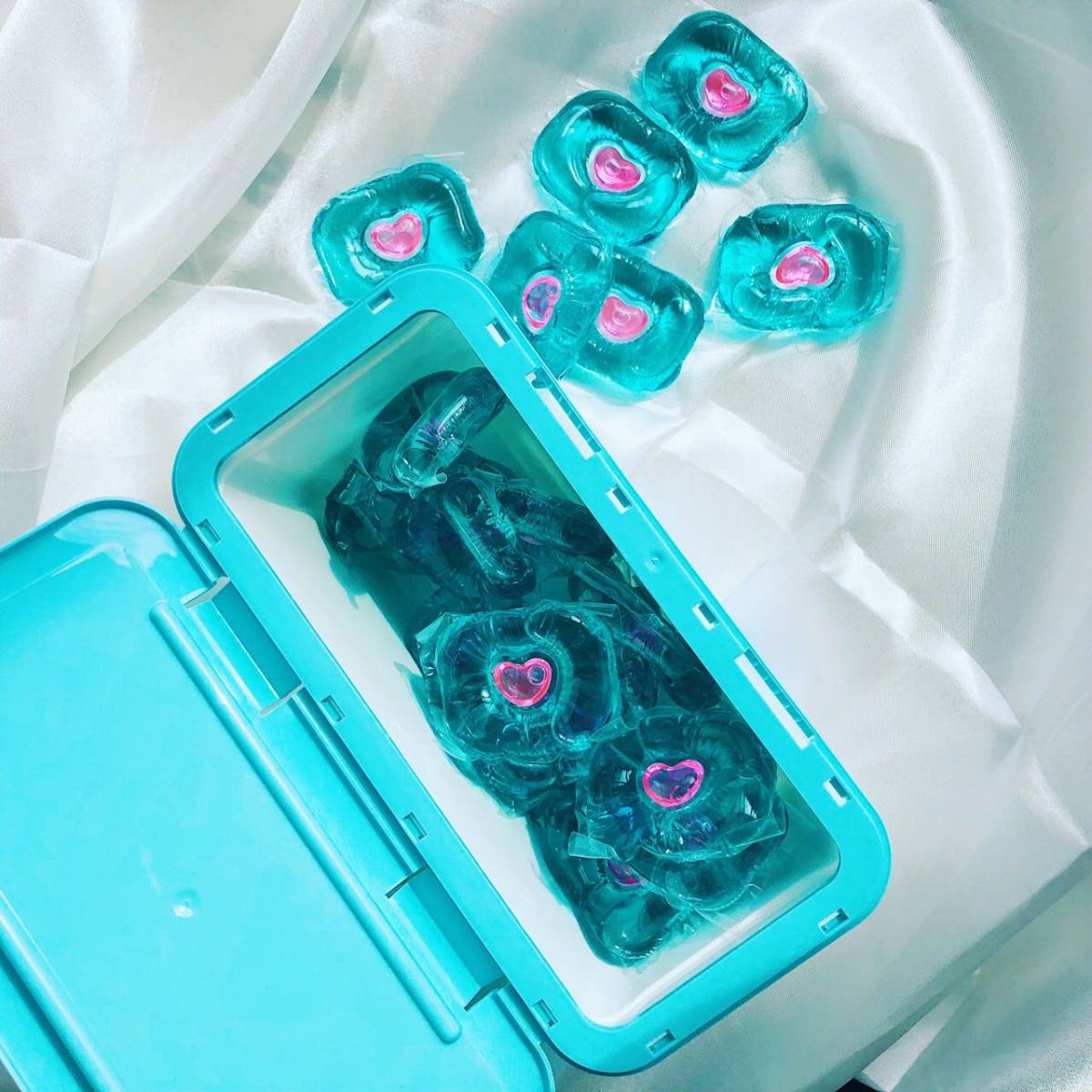 高颜值少女花式洗衣 | 居家必备☞洗衣液已经out了！ 前段
