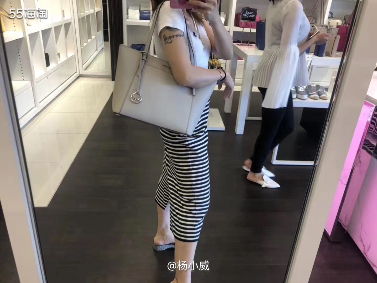 mk全拉链托特包，十字纹牛皮，多色可选，¥1080直邮