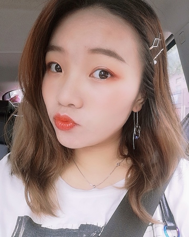 revolution 18色眼影盘 新手眼妆 最近海淘了好多