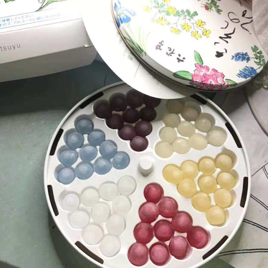 日本伴手礼😋 日本的零食真的颜值高味道好（价格也有点小贵�