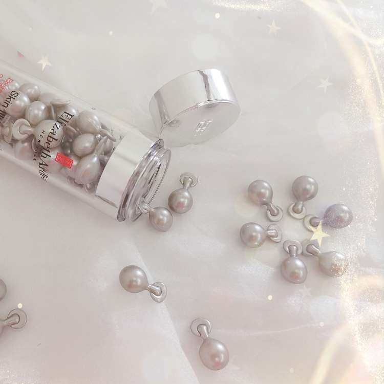 🌸🌸Elizabeth Arden晶璨皙颜夜间精华液赏析