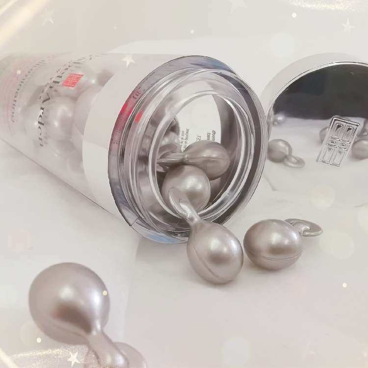 🌸🌸Elizabeth Arden晶璨皙颜夜间精华液赏析