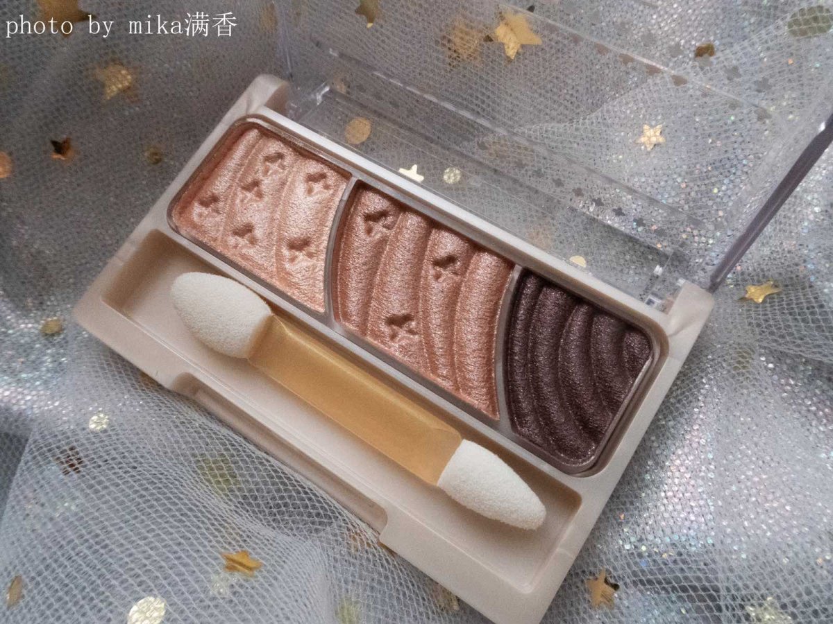 倩丽三色眼影盘💖💖💖 色号：02 昨天被愤怒袭击，气昏