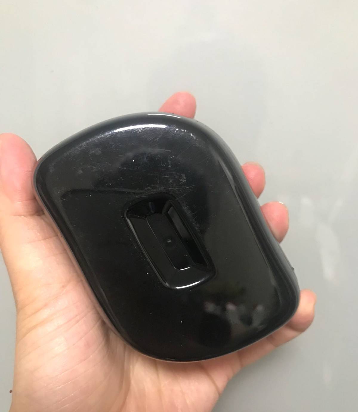 终于终于在618买了便携版的TT梳，带出去太方便了。选了个银