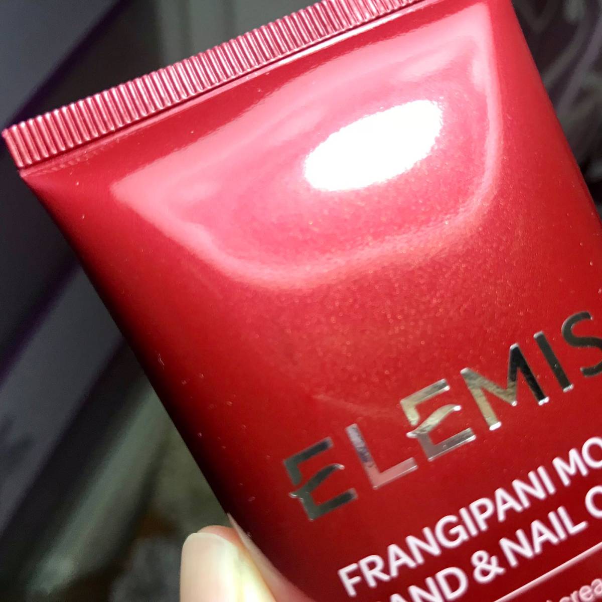 🍒红红火火的护手霜———elemis鸡蛋花护手霜100ml
