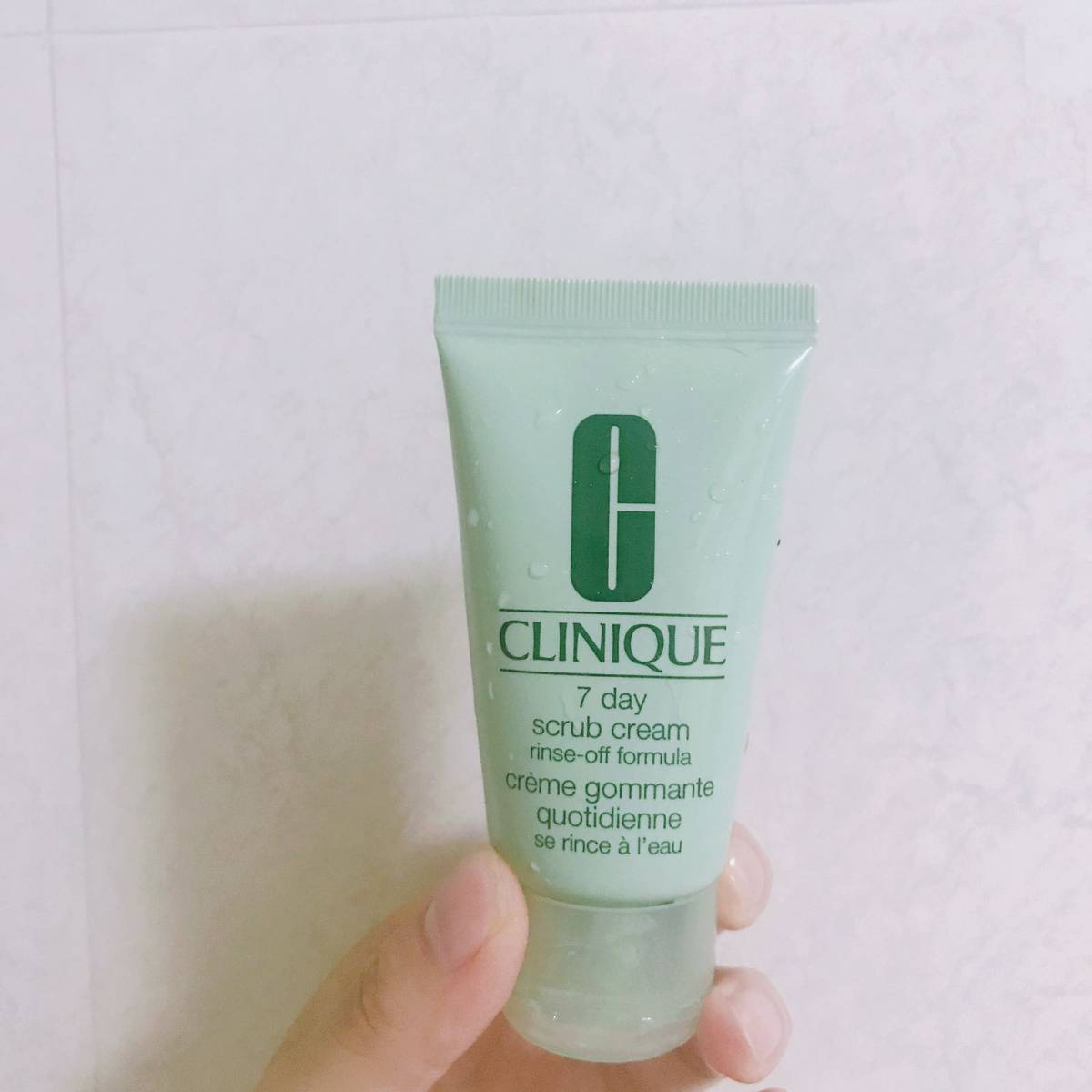 倩碧水溶性七日按摩霜，超温和不刺激，可连续使用，100%精，