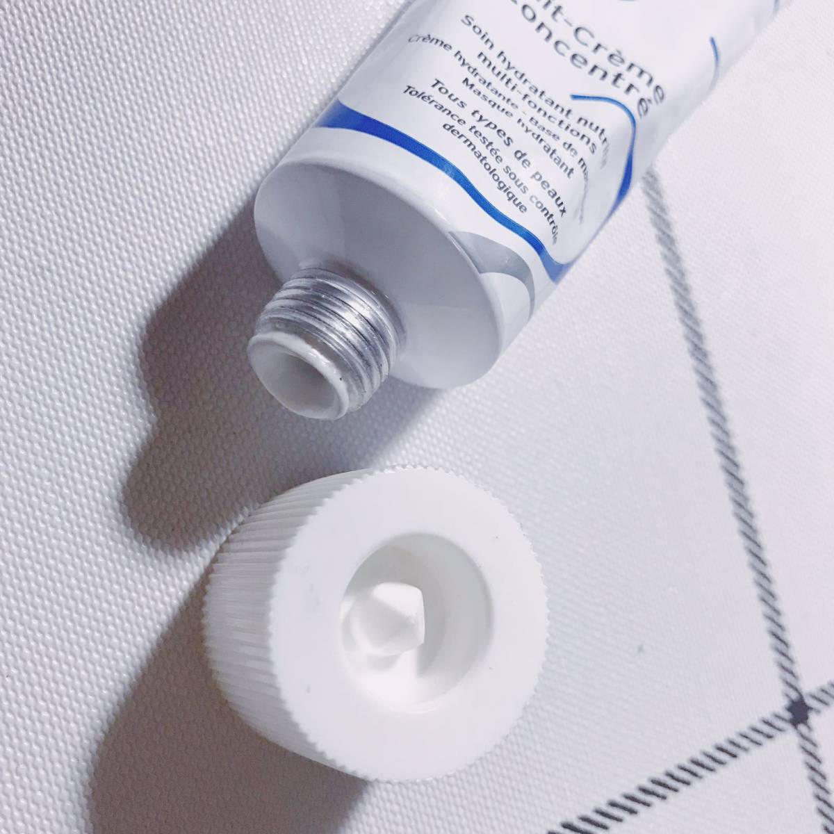 法国大宝妆前乳✨ 法国大宝的品牌是embryolisse，是