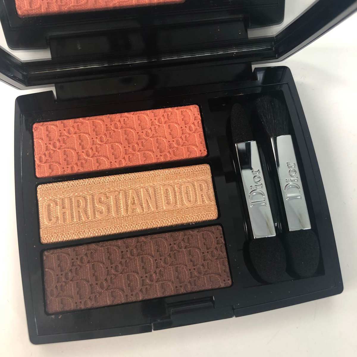 美绝了！Dior2019夏季限量眼影 #653 Coral 