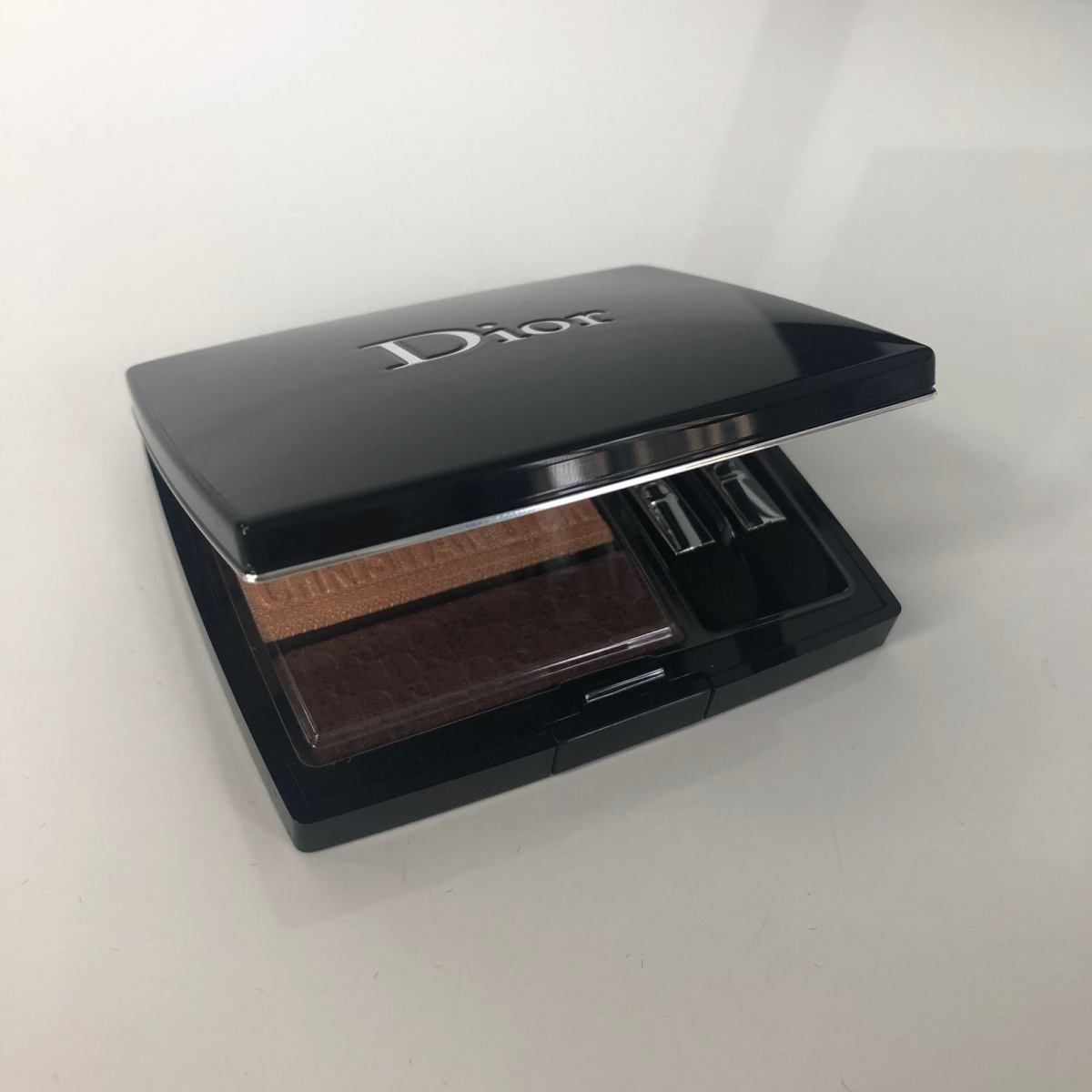 美绝了！Dior2019夏季限量眼影 #653 Coral 
