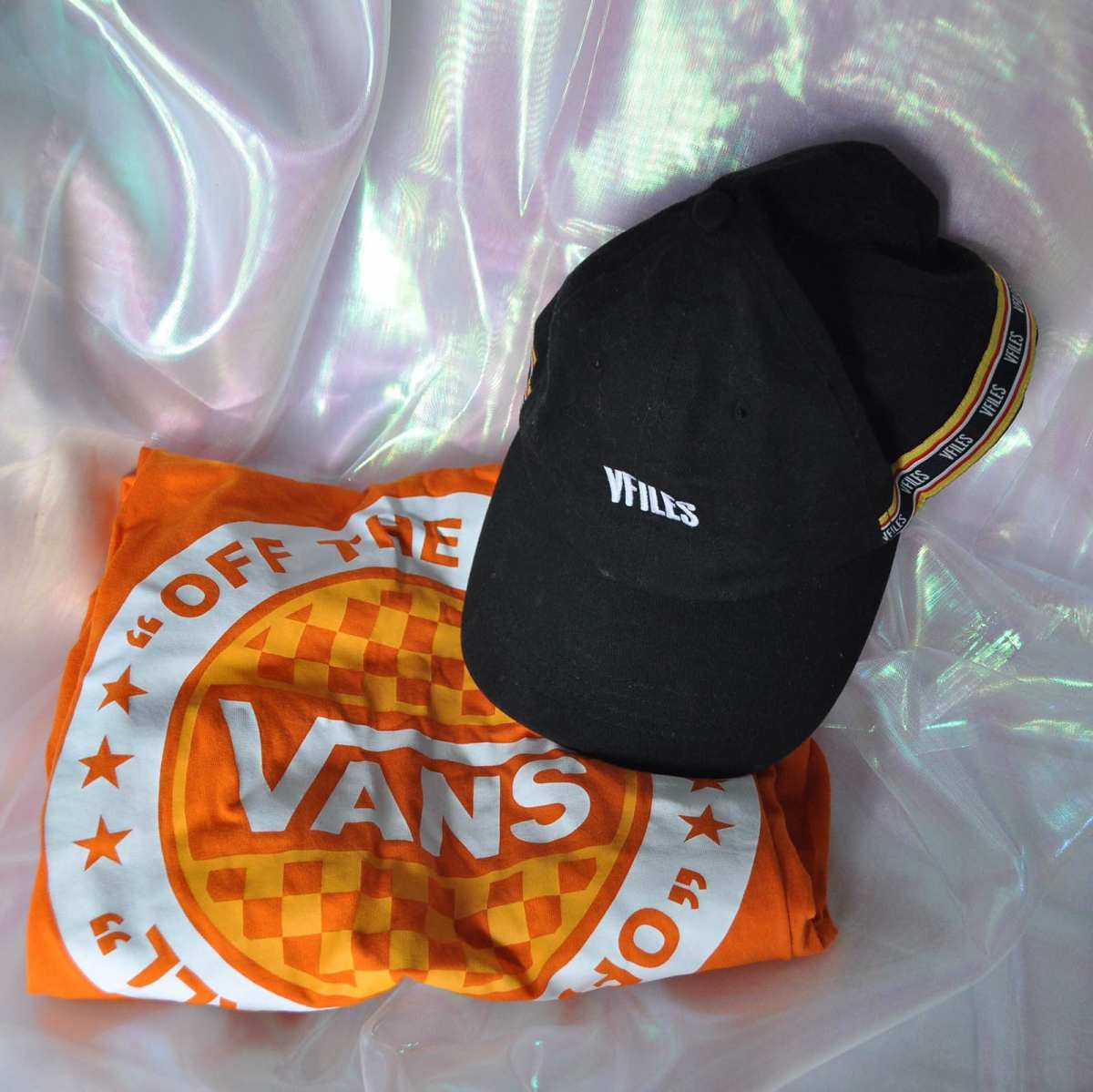 vans超酷橙色T⚡️  这件衣服是我第一次海淘在英国ASO