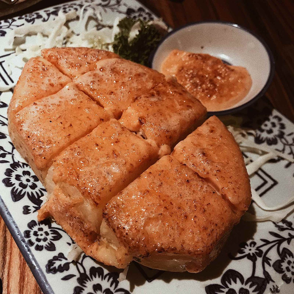 广州美食探店✨摩打食堂  这家日料还蛮火的，好像北京也有？他
