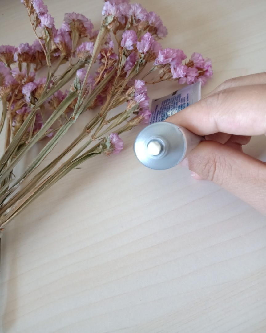 NO.5 🌈欧舒丹乳木果护手霜。来自法国，30ml，这款护