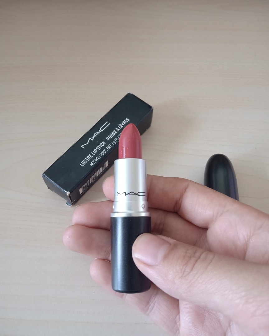 no8mac口红seesheer西柚色适合春秋是我入手的第一个mac对我这样不