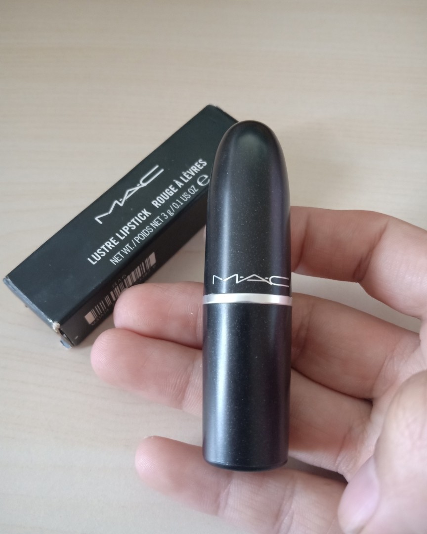 no8mac口红seesheer西柚色适合春秋是我入手的第一个mac对我这样不