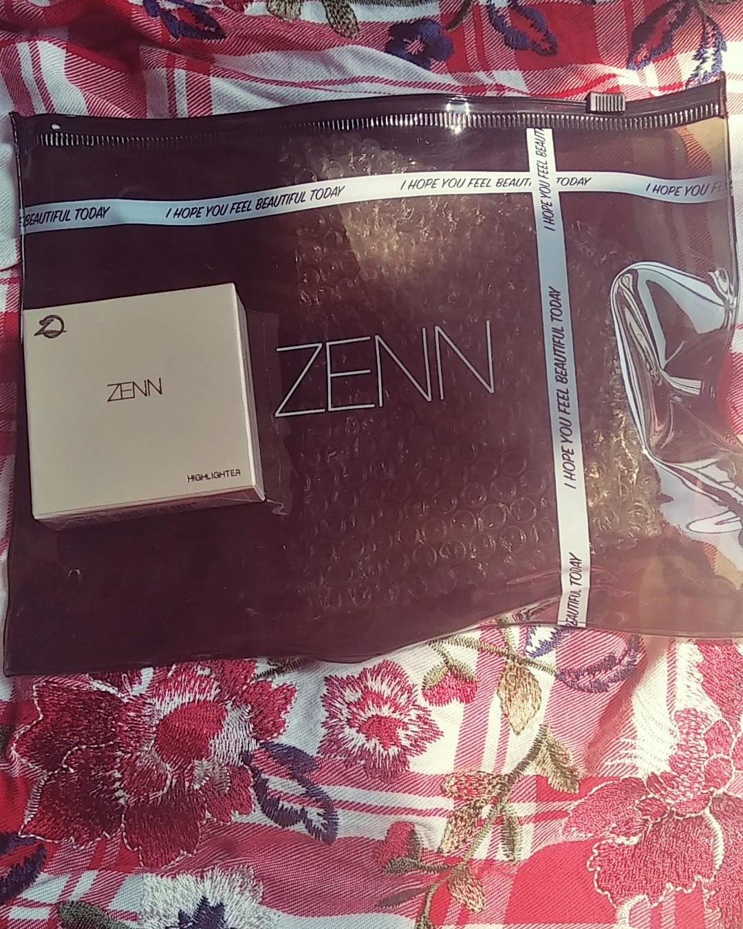 ✨泰国小众品牌--Zenn高光  Zenn是一个泰国小众品牌