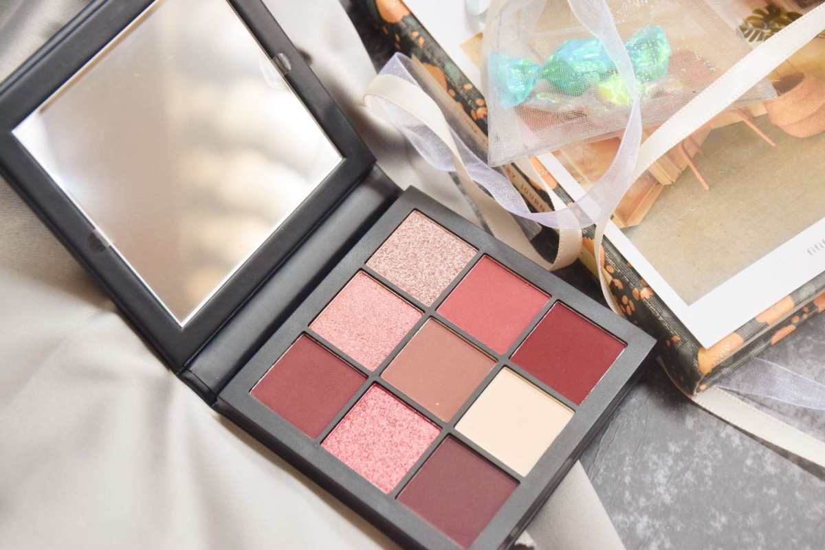 8月打卡之😎不走寻常路。huda beauty眼影盘— m