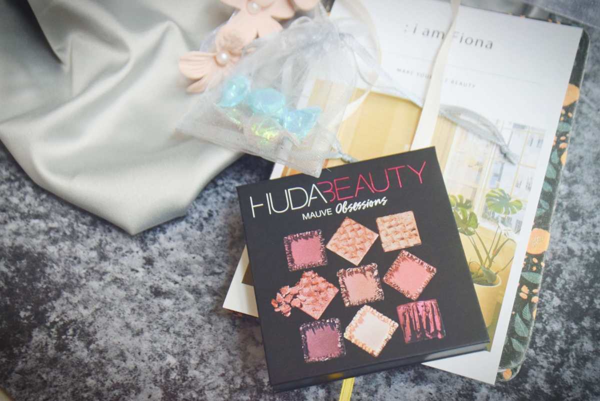 8月打卡之😎不走寻常路。huda beauty眼影盘— m