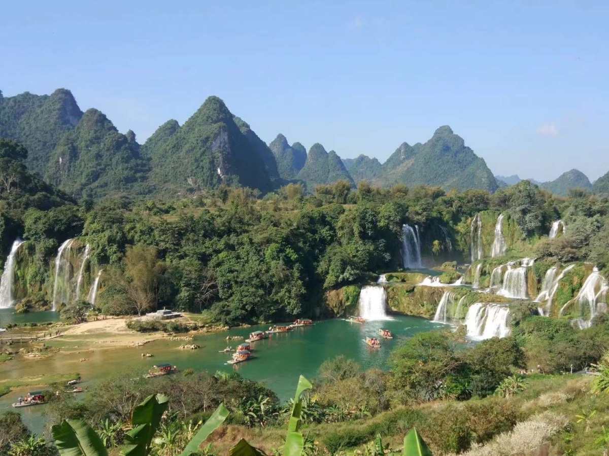最美瀑布群
