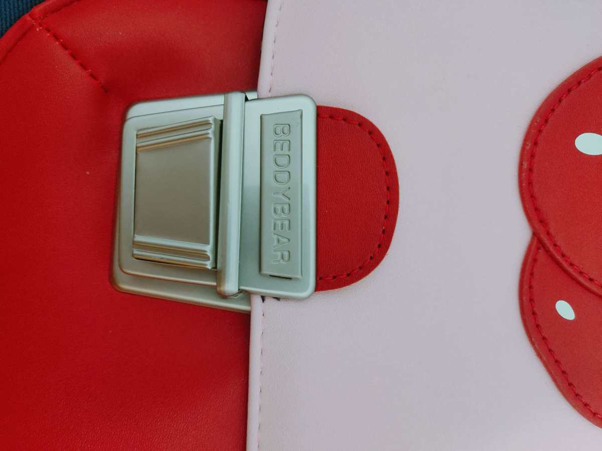 ⑧ 开学准备中……杯具熊书包  一眼看中了这款书包，特别软，