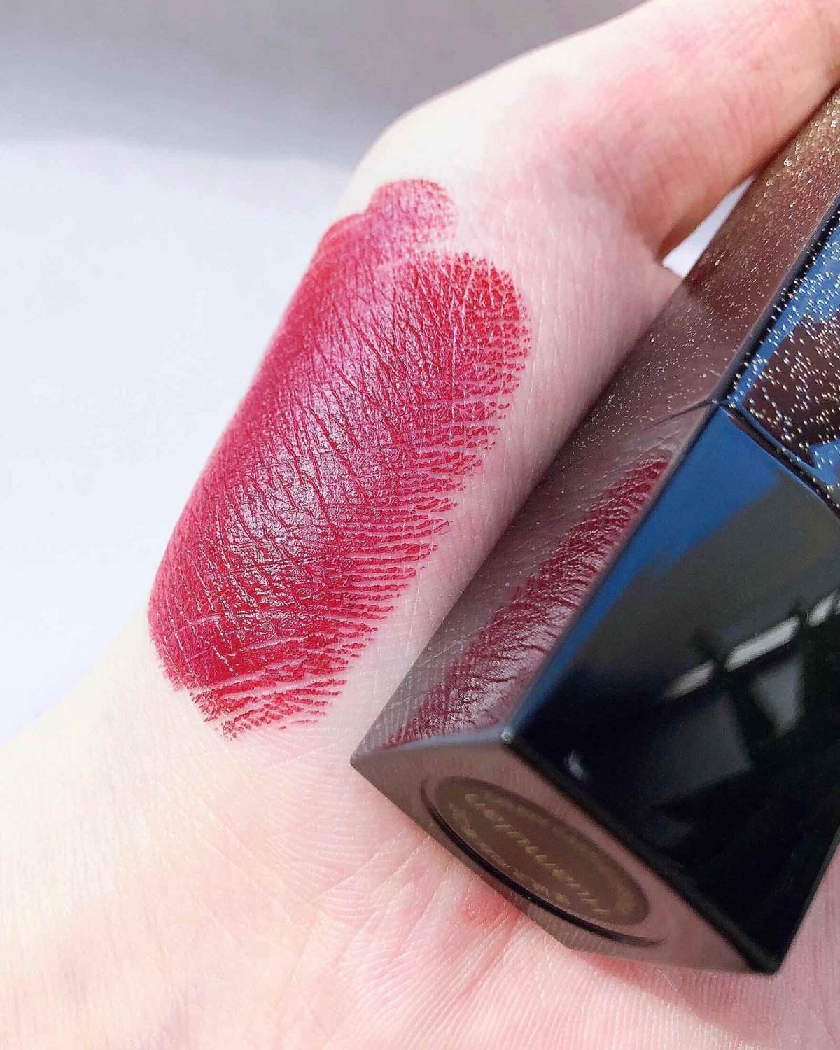 快来康康这支木兰色💄简直显白到尖叫！！ —————————