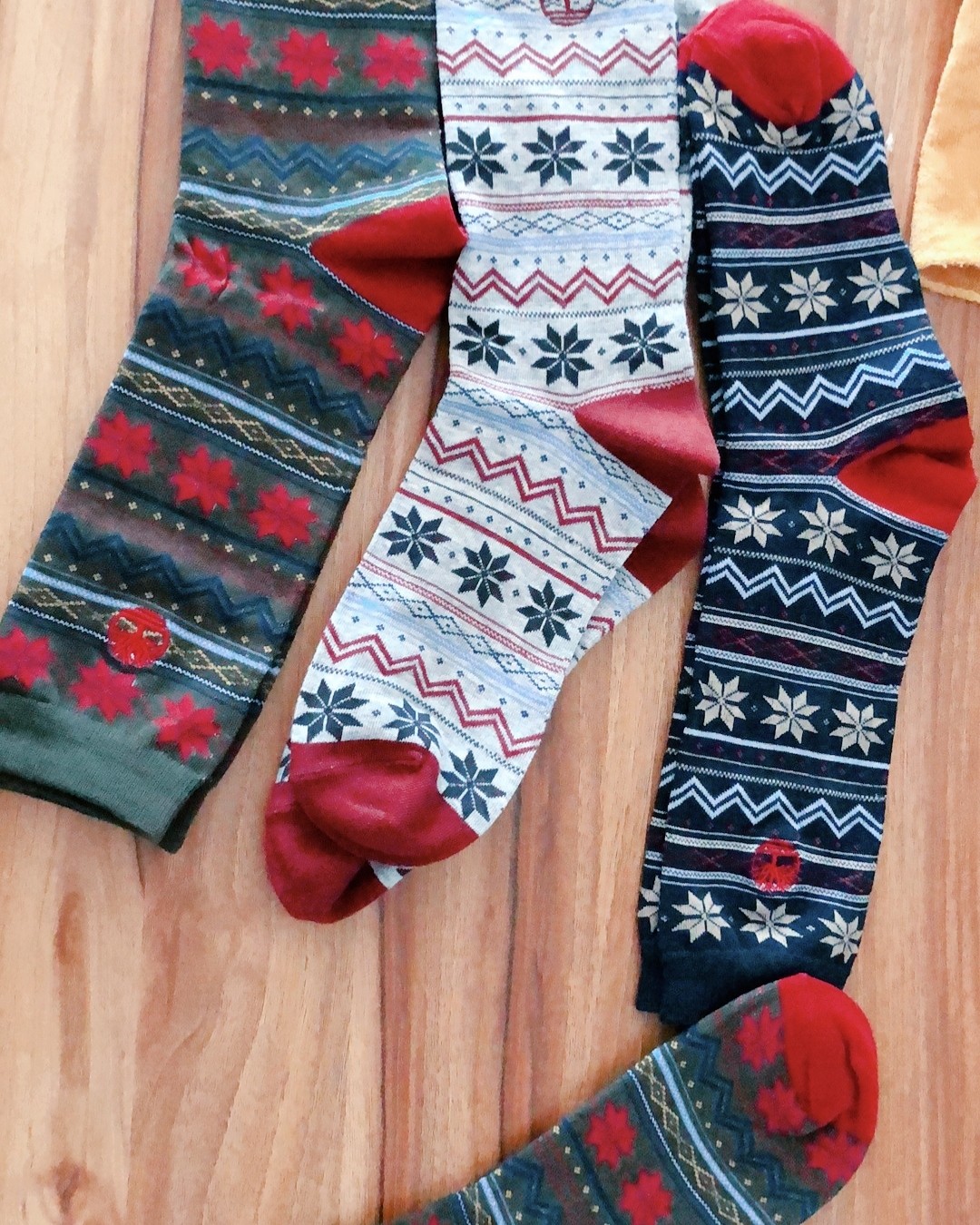 Timberland 的袜子  最近喜欢的配饰里，袜子占很大