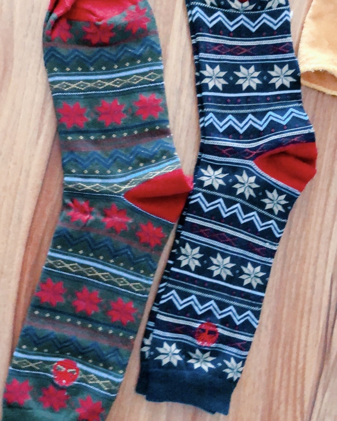 Timberland 的袜子  最近喜欢的配饰里，袜子占很大