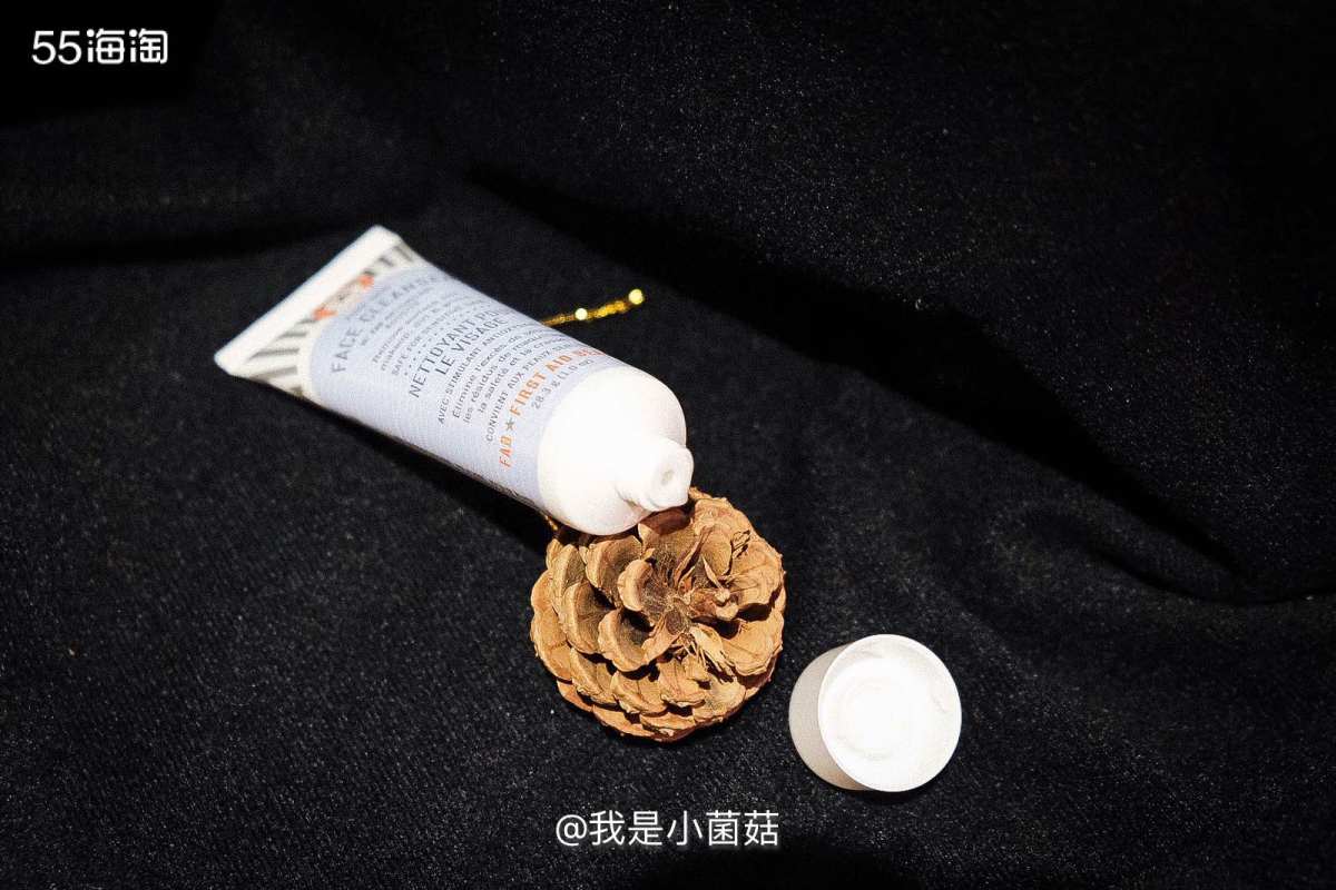 11  First Aid Beaty洁面  估计最出名的是