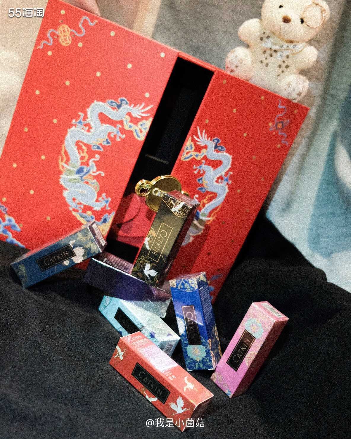 #七夕怎么过# 当然是收礼物过呀～  颐和园联名口红—嘻嘻迟