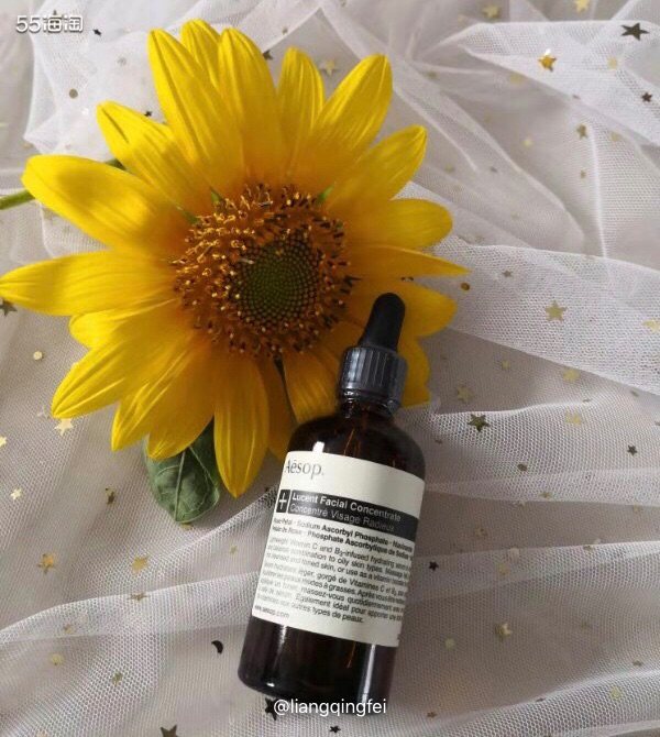 这是伊索的澄莹清华，是他们精华系列中最贵的。平时伊索最出名的