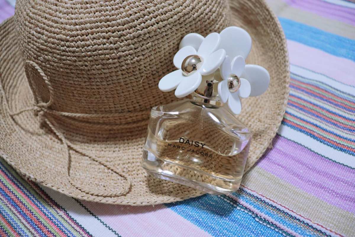 青春活泼的气息🌼 ——Marc Jacobs小雏菊香水  
