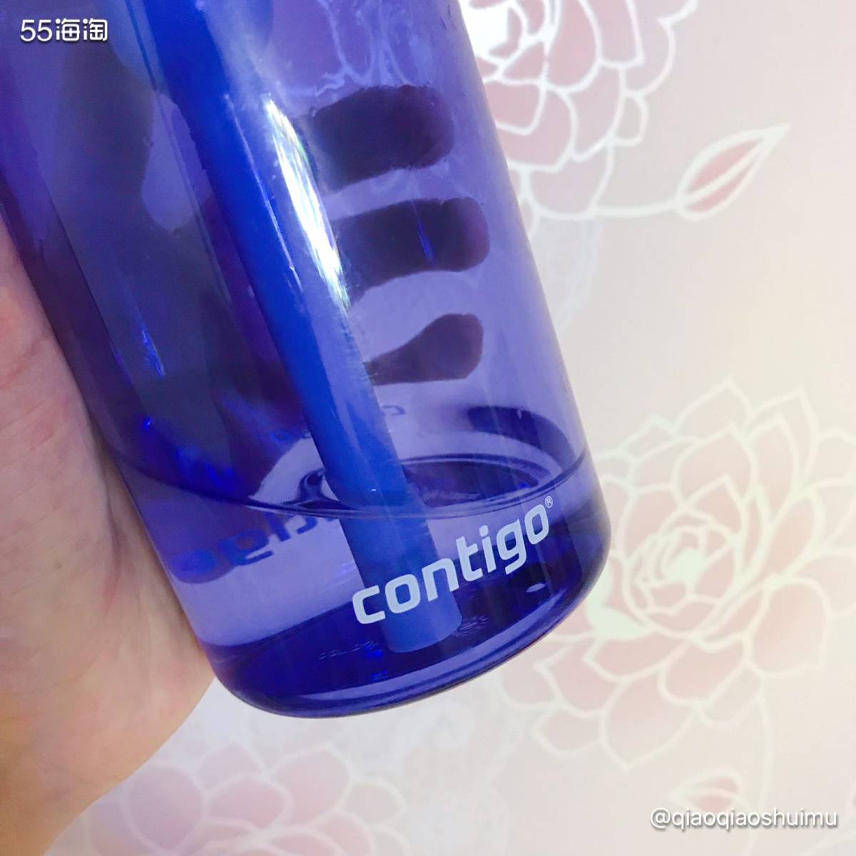 这个contigo的吸管杯是娃最近的新宠，换了它之后简直是爱