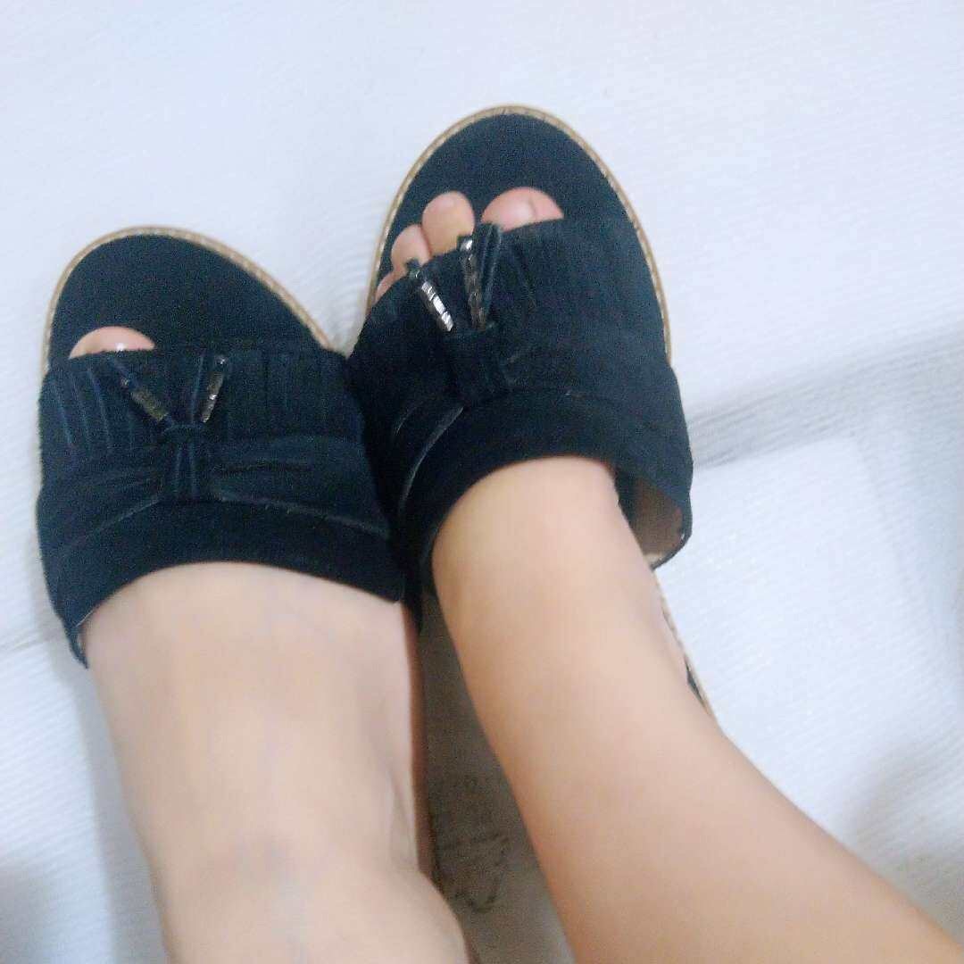 八月NO.22  100% RELAX的暇步士凉拖  👟今