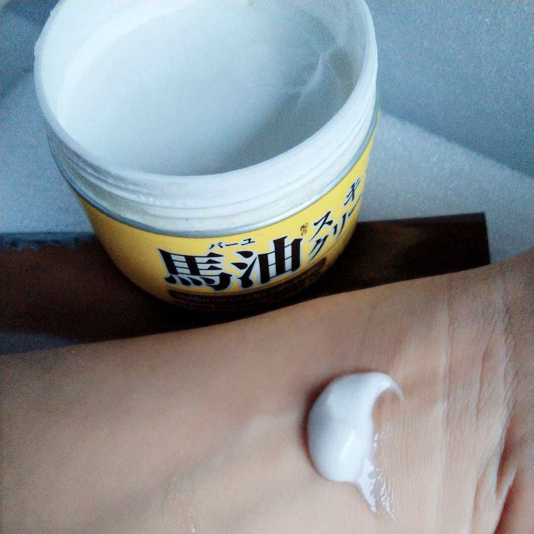 八月NO.25  便宜好用的日本马油  ➡️噔噔噔，今天又挖