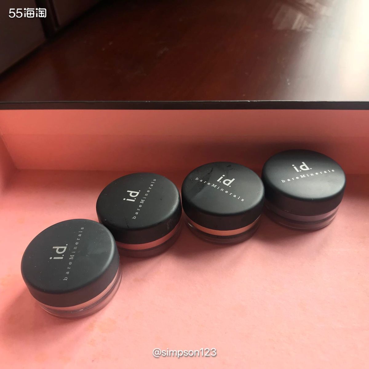 晒单22，bare minerals的矿物质粉很出名啦，对肌
