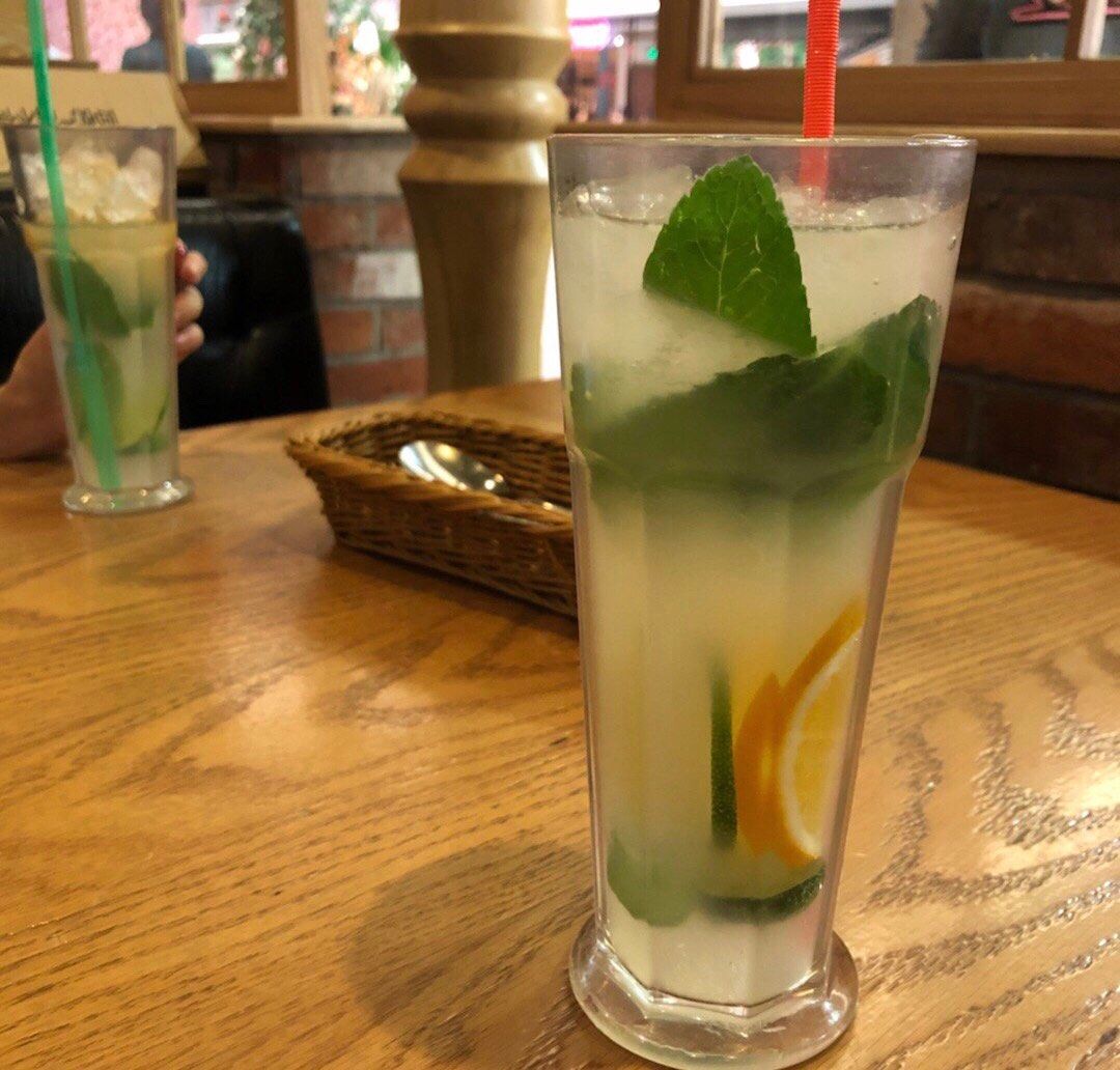 八月晒单也疯狂之🌵薄荷餐厅 🍇和小伙伴西单逛街时碰到的餐