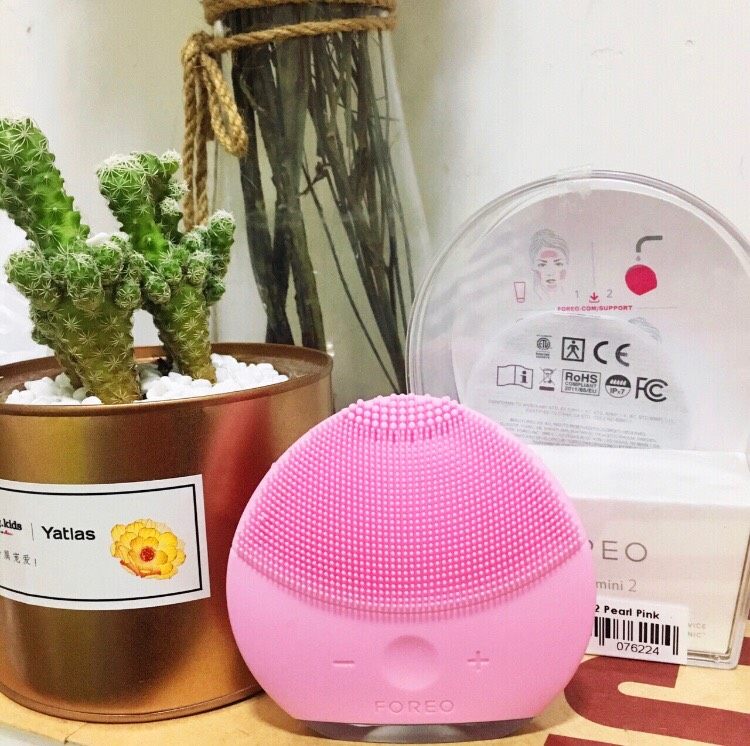 8月晒单也疯狂之露娜mini2洗脸仪 这个已经用了2年，特别