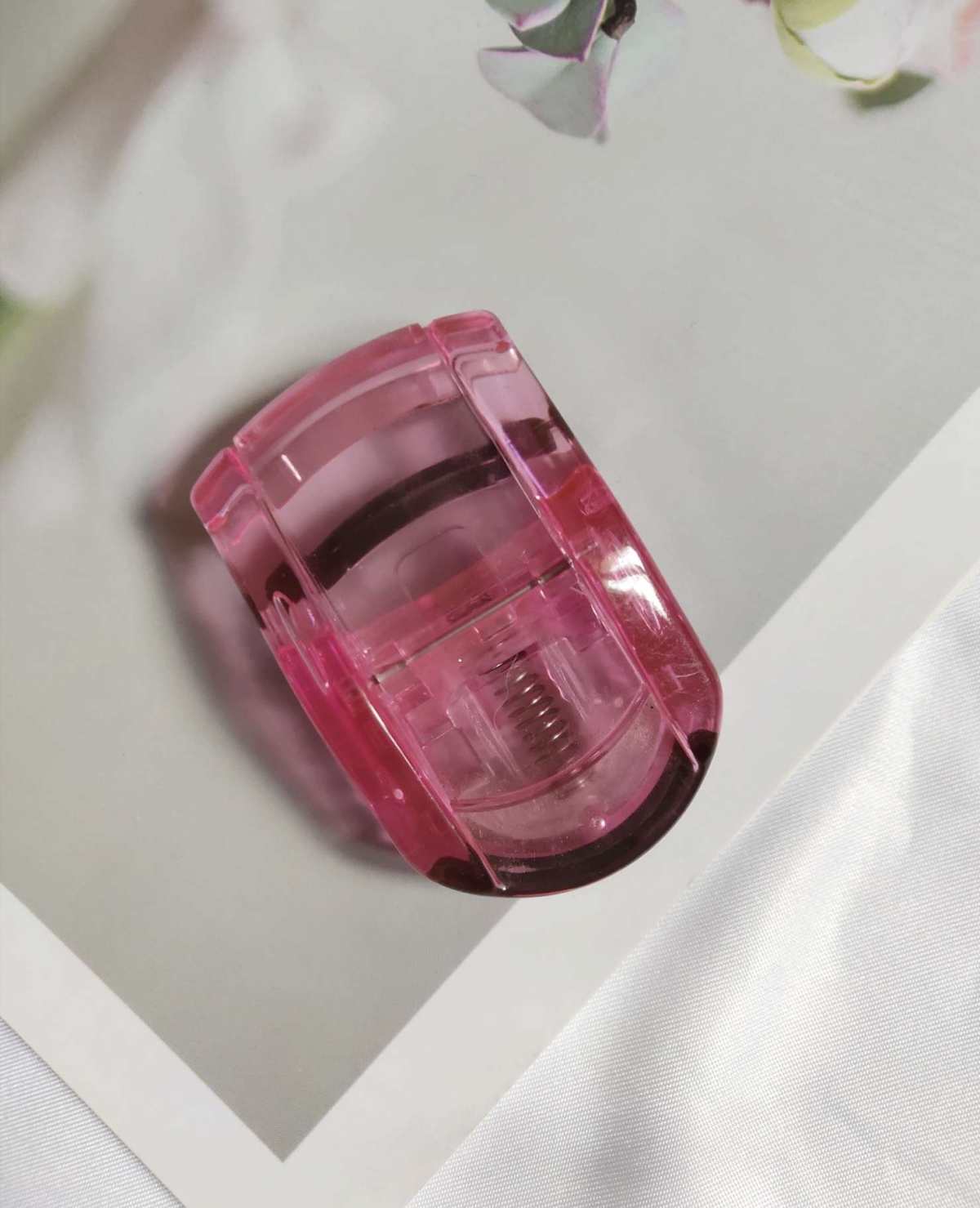 🌈🌈day21—贝印迷你型睫毛夹    相信大家都有过被