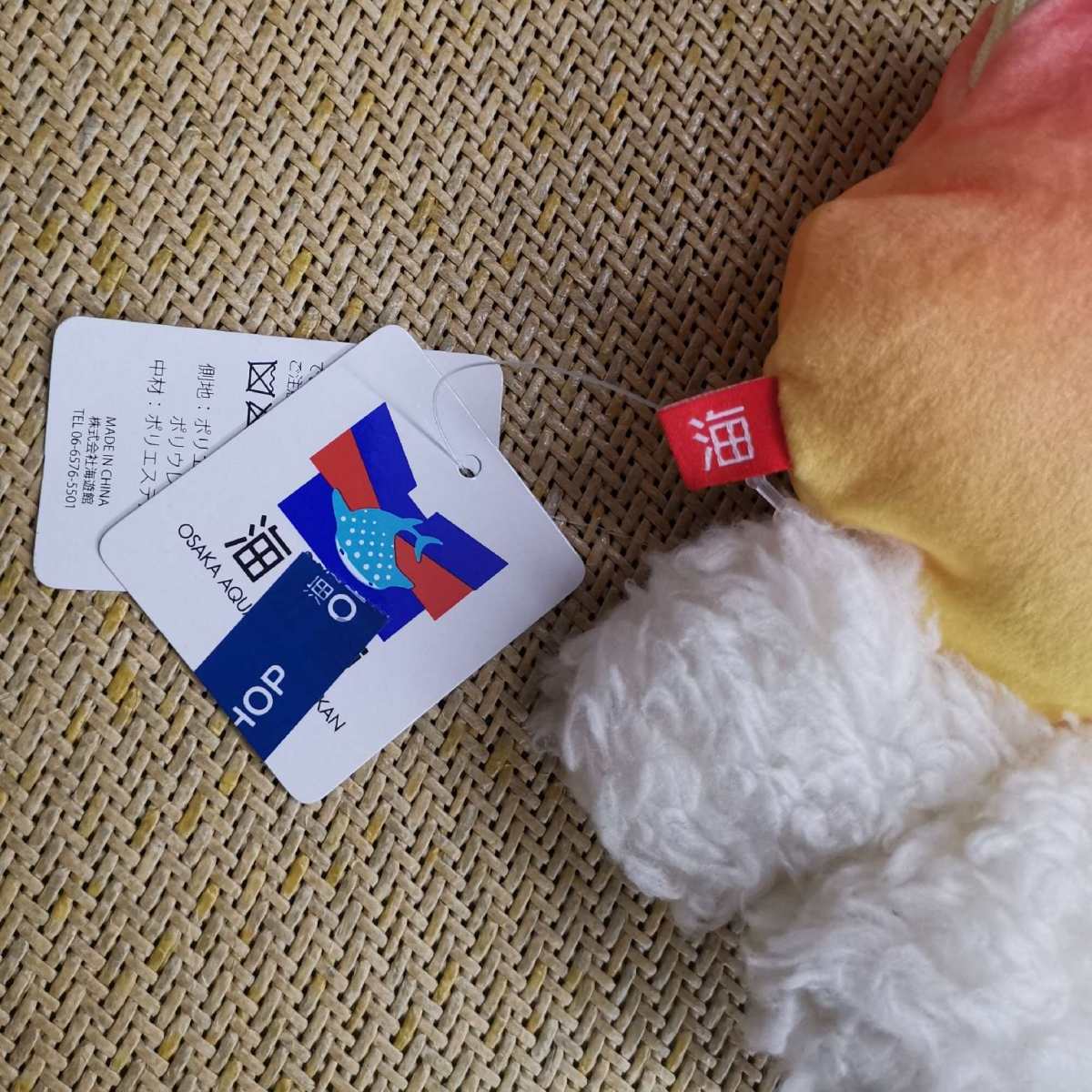 今天晒两只可爱的包包。都是出去游玩的收获！ 一只是shell