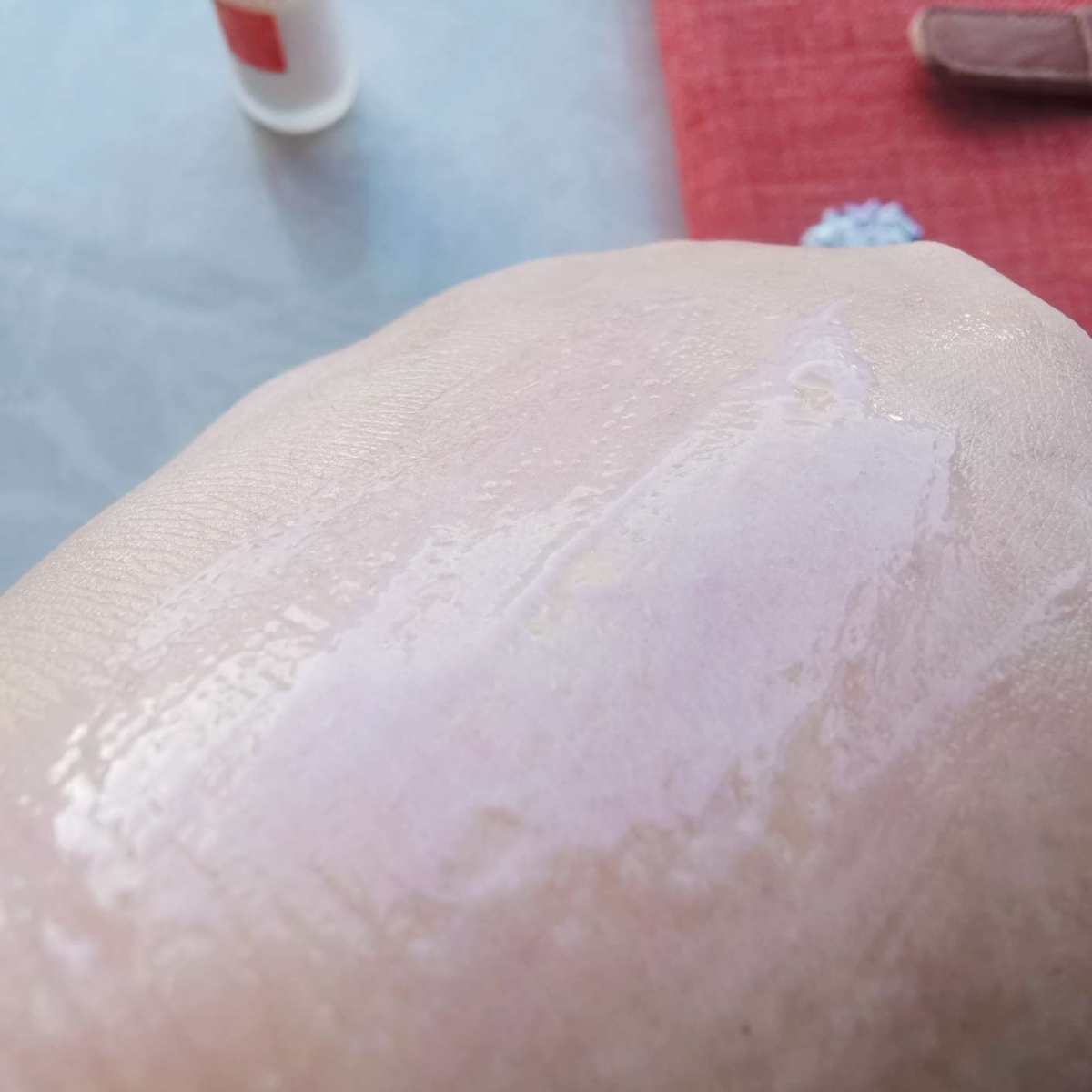 贝佳斯眼霜，算小众不(;｀O´)o 以前只知道贝佳斯有面膜，