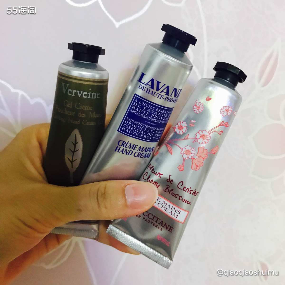 秋天来啦，护手霜要用起来啦😜😜 去年买了好多护手霜，除了