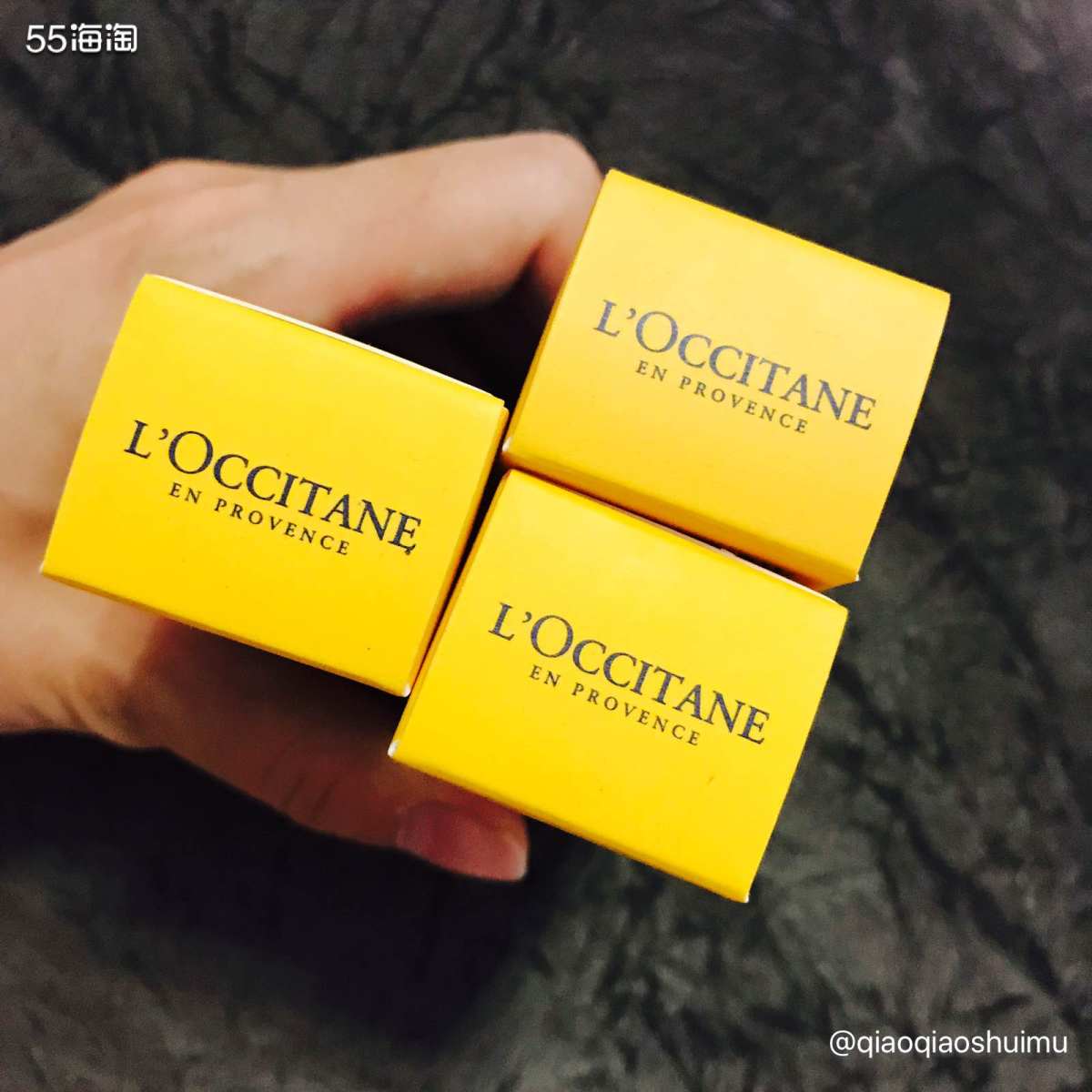 秋天来啦，护手霜要用起来啦😜😜 去年买了好多护手霜，除了