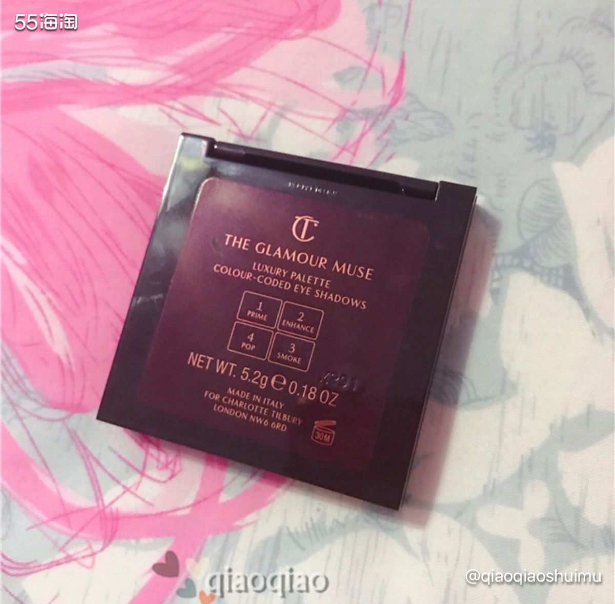 说说手头这盘ct家的四色眼影吧。我选的色号是the glam